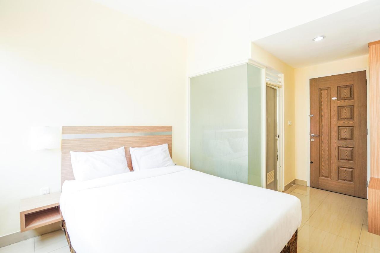 Pratisarawirya Guesthouse by ecommerceloka Surabaya Eksteriør billede